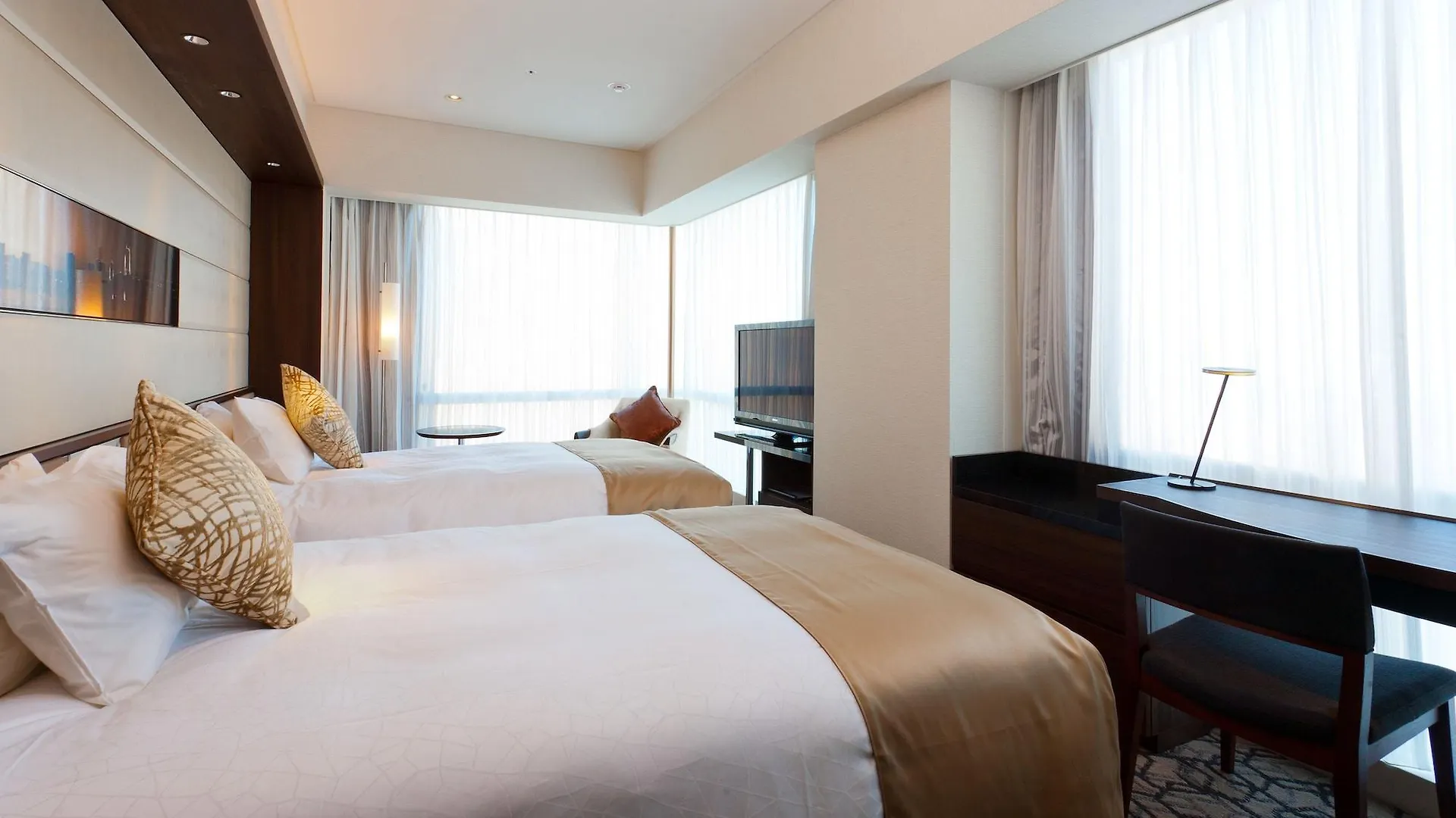 טוקיו Solaria Nishitetsu Hotel Ginza 4*,  יפן